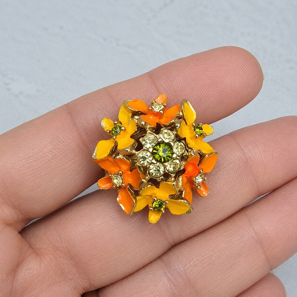 Vintage Enamel Flower Cluster Adjustable Ring Orange Yellow Green Rhinestone - Picture 8 of 10